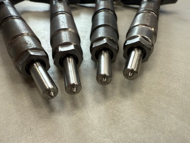 2367027030 DENSO Топливные форсунки купить в Тернополь