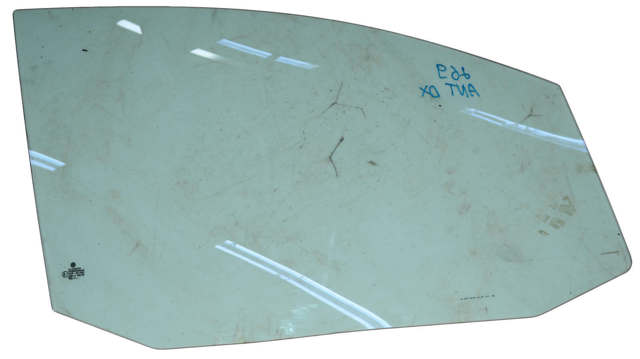Стекло двери передней правой 1T0845202D VAG