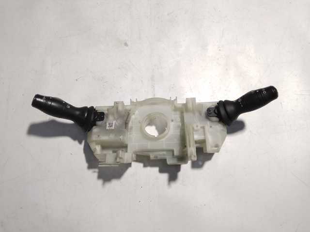 Переключатель подрулевой 255670016R RENAULT