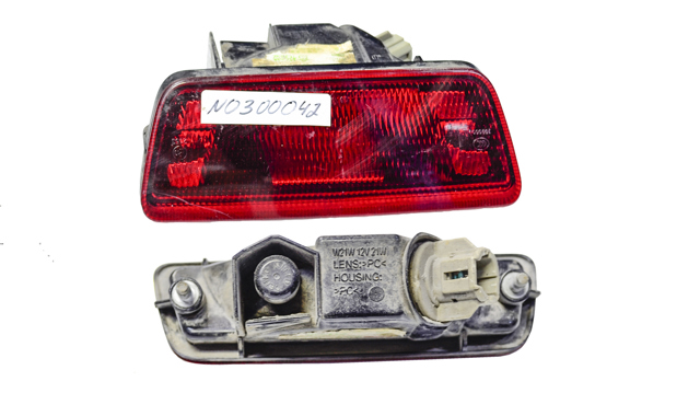 Фара противотуманная задняя 26580ED50A NISSAN