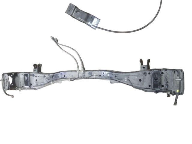Поперечина задней подвески 430104FA0C NISSAN