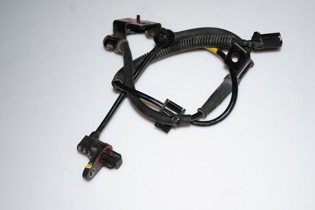 Передний правый датчик АБС 598301H300 HYUNDAI