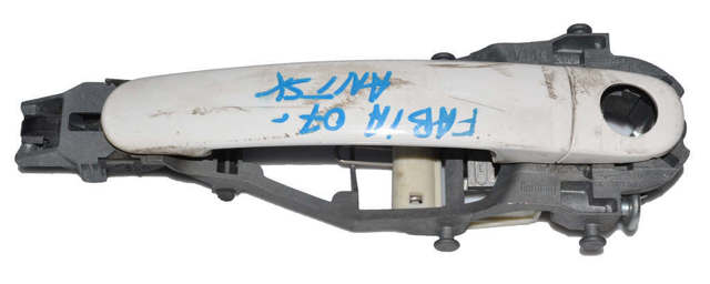 Держатель наружной ручки двери, передней левой 5J0837885B VAG