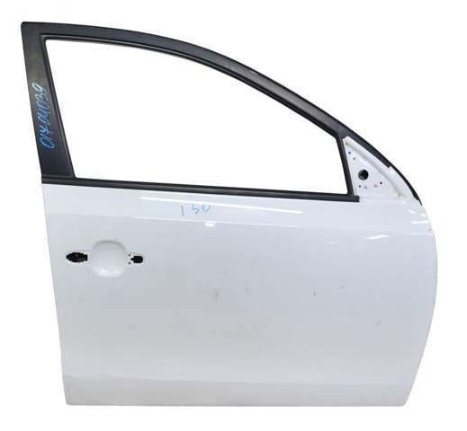 Пассажирская передняя дверь 760042R010 HYUNDAI