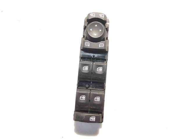 Кнопки переднего левого стеклоподъемника 809610017R RENAULT