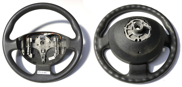 Рулевое колесо 8200106306 RENAULT