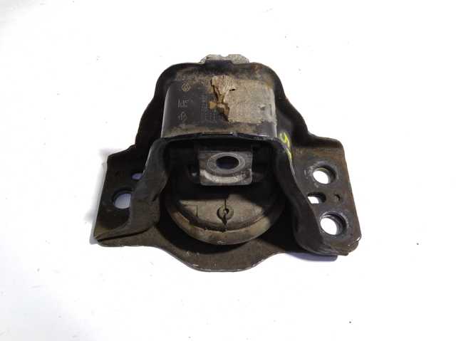 Правая опора двигателя 8200592642 RENAULT