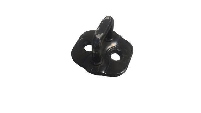 Петля-зацеп (ответная часть) замка двери задней 8200778368 RENAULT