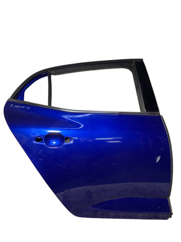 Задняя правая дверь 821001172R RENAULT