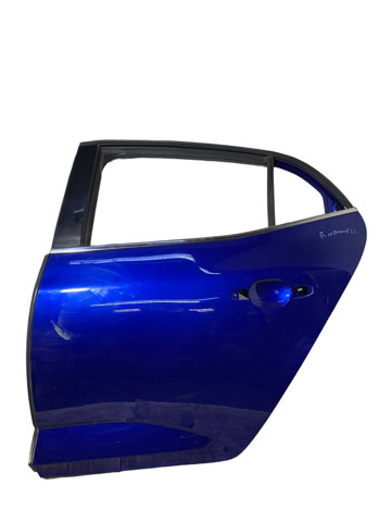 Дверь пассажирская задняя левая 821015121R RENAULT