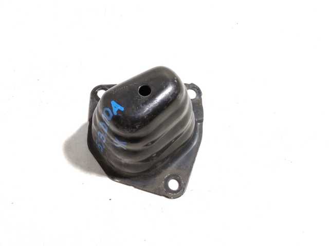 Кронштейн бампера заднего, левый 85213JD00A NISSAN