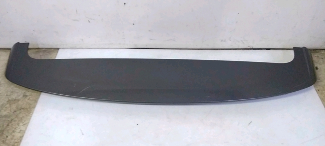 Спойлер 3/5-й, задней двери 872102S000 HYUNDAI