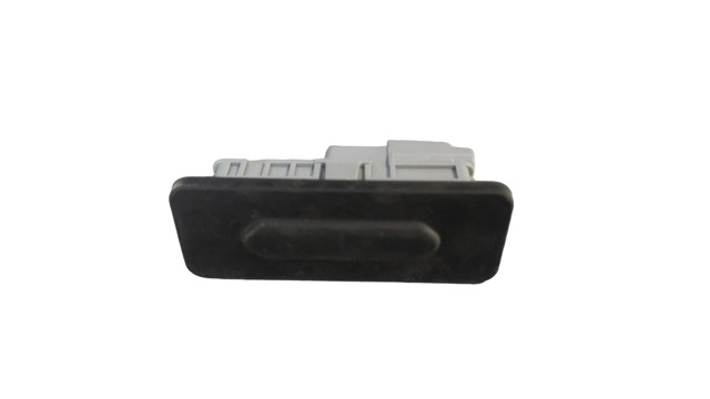 Кнопка привода замка 3/5 двери (ляды)/крышки багажника 906069264R RENAULT