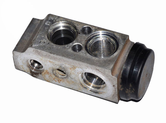 Клапан TRV, кондиционера 976042B100 HYUNDAI