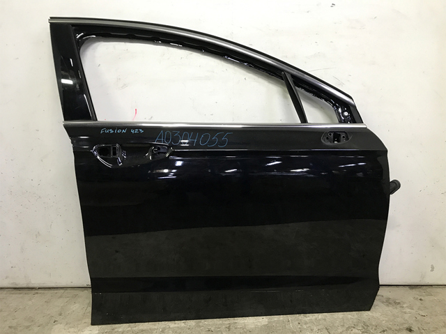 Пассажирская передняя дверь DS7Z5420124A FORD