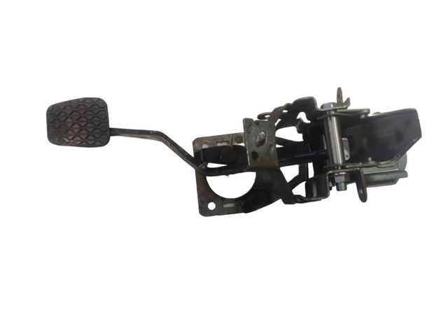 Педаль тормоза GS1D43300B MAZDA