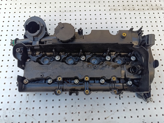 Крышка клапанов 11127797613 BMW