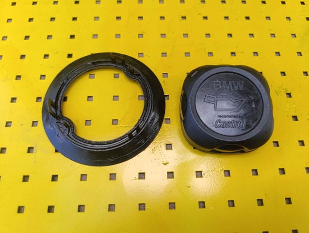 7560482 BMW Крышка маслозаливной горловины купить в Полтава