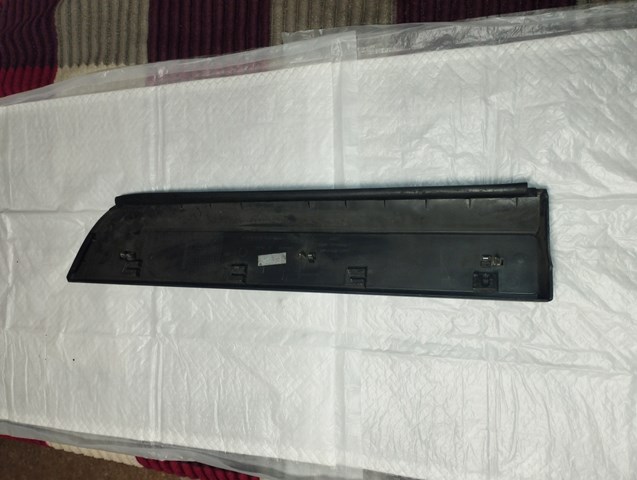 7352558 BMW Накладка (молдинг) порога наружная задняя правая купить в Павлоград