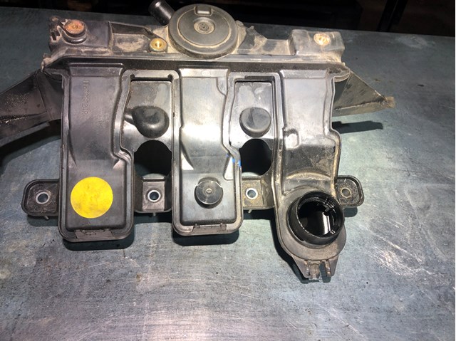 118300724R RENAULT Впускной коллектор купить в Житомир