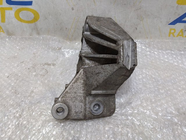 NISSAN 11210JD500 Подушка (опора) двигателя передняя в наличии Запорожье