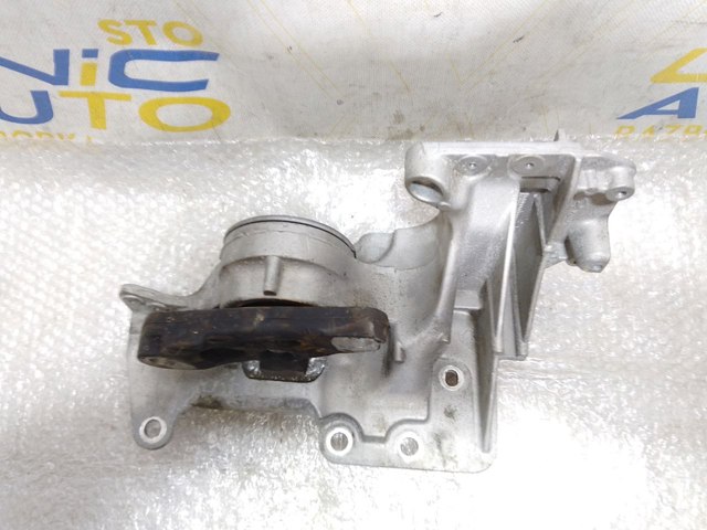 112200985R RENAULT Правая подушка двигателя купить в Днепр