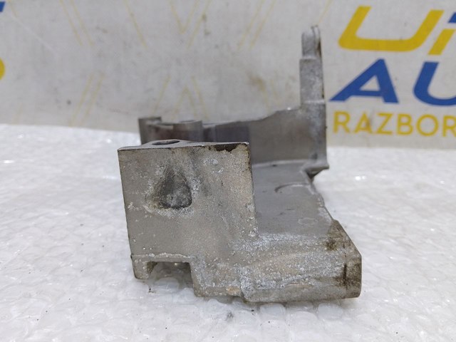 112314312R RENAULT Кронштейн подушки (опоры) двигателя верхней купить в Днепр