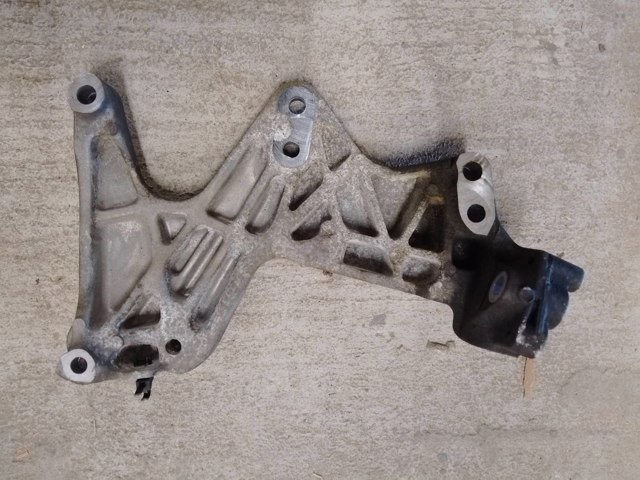 112316637R RENAULT купить в Ирпень