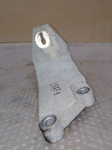 112323NF0A NISSAN Кронштейн подушки (опоры) двигателя правой купить в Львов