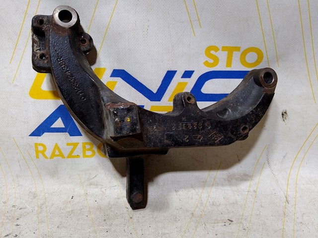 Кронштейн подушки КПП 112332438R RENAULT