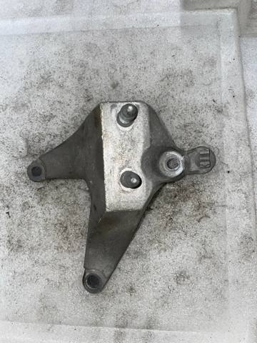 Кронштейн подушки КПП 112531966R RENAULT