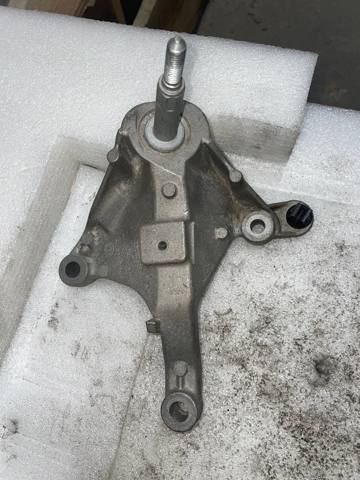 RENAULT 112533062R Кронштейн подушки КПП левый в наличии Чернигов