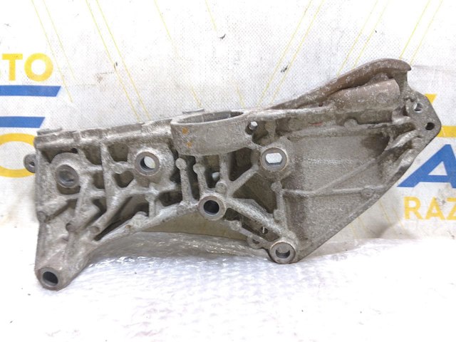 Крепление генератора 117102264R RENAULT