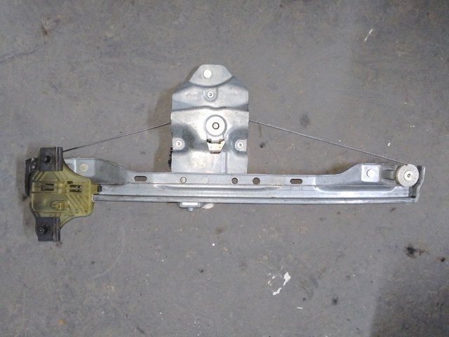 Стеклоподъемник передней правой двери 128001471B RENAULT