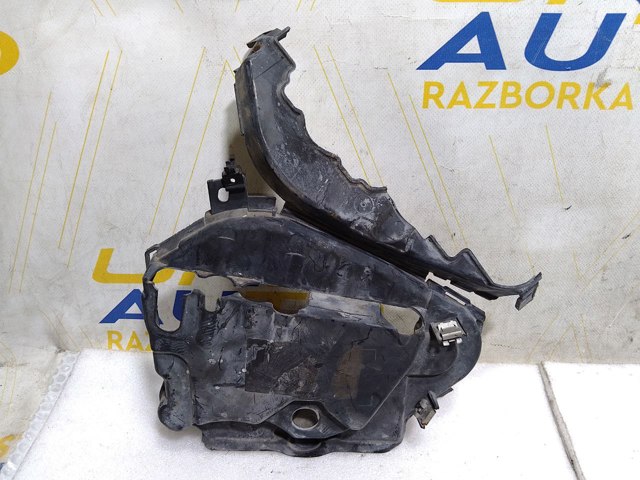 135632713R RENAULT Крышка мотора передняя купить в Житомир