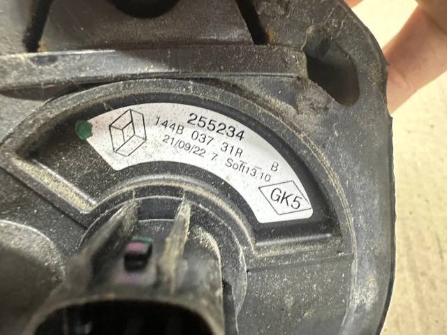 144B03731R RENAULT Помпа водяная (насос) охлаждения купить в Полтава