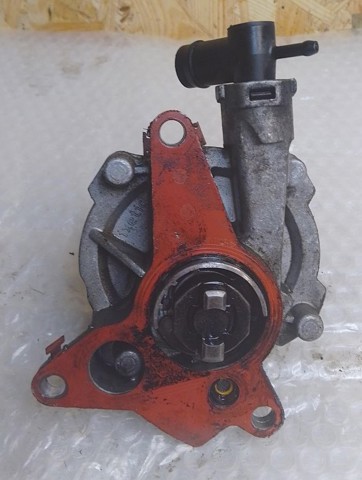 RENAULT 146503760R Насос вакуумный в наличии Житомир