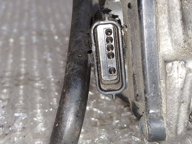 RENAULT 147106293R Клапан ЕГР в наличии Николаев