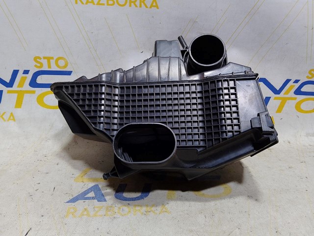  Корпус воздушного фильтра 165009775R RENAULT