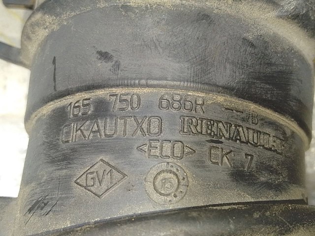 RENAULT 165750686R Патрубок воздушный, выход воздушного фильтра в наличии Чернигов