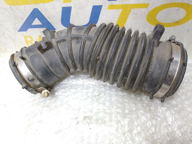 RENAULT 165750686R Выпускной патрубок воздушного фильтра в наличии Винница