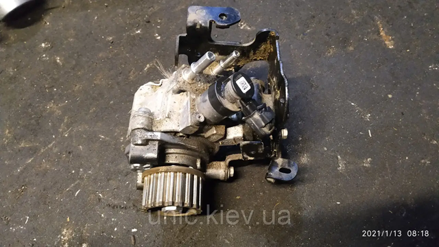 RENAULT 167007358R ТНВД в наличии Черновцы