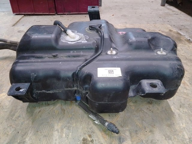 RENAULT 172A21178R Бак AD BLUE в наличии Тернополь