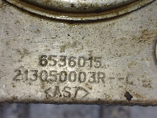 213050003R RENAULT Масляный радиатор купить в Житомир