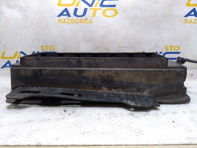 214992066R Нижний дефлектор радиатора купить Павлоград