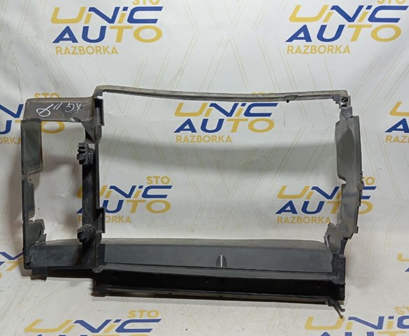 Воздуховод (дефлектор) радиатора 215549373R Renault (RVI)