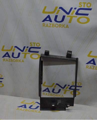 RENAULT 215586921R Диффузор интеркуллера в наличии Ровно