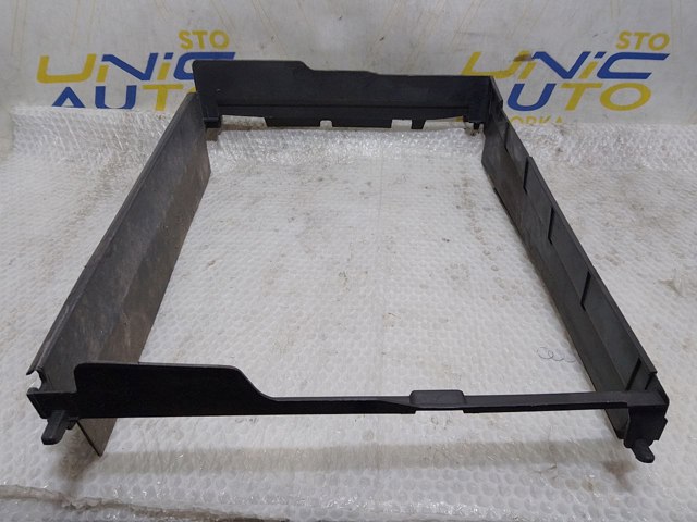 215596207R RENAULT Воздуховод (дефлектор) радиатора купить в Тернополь