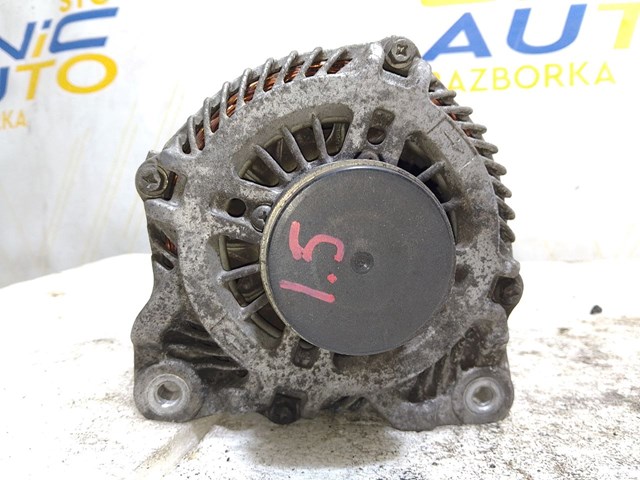 Автомобильный генератор 231002543R RENAULT