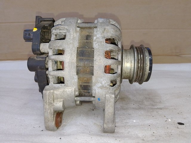 231003730R RENAULT Генератор купить в Днепр